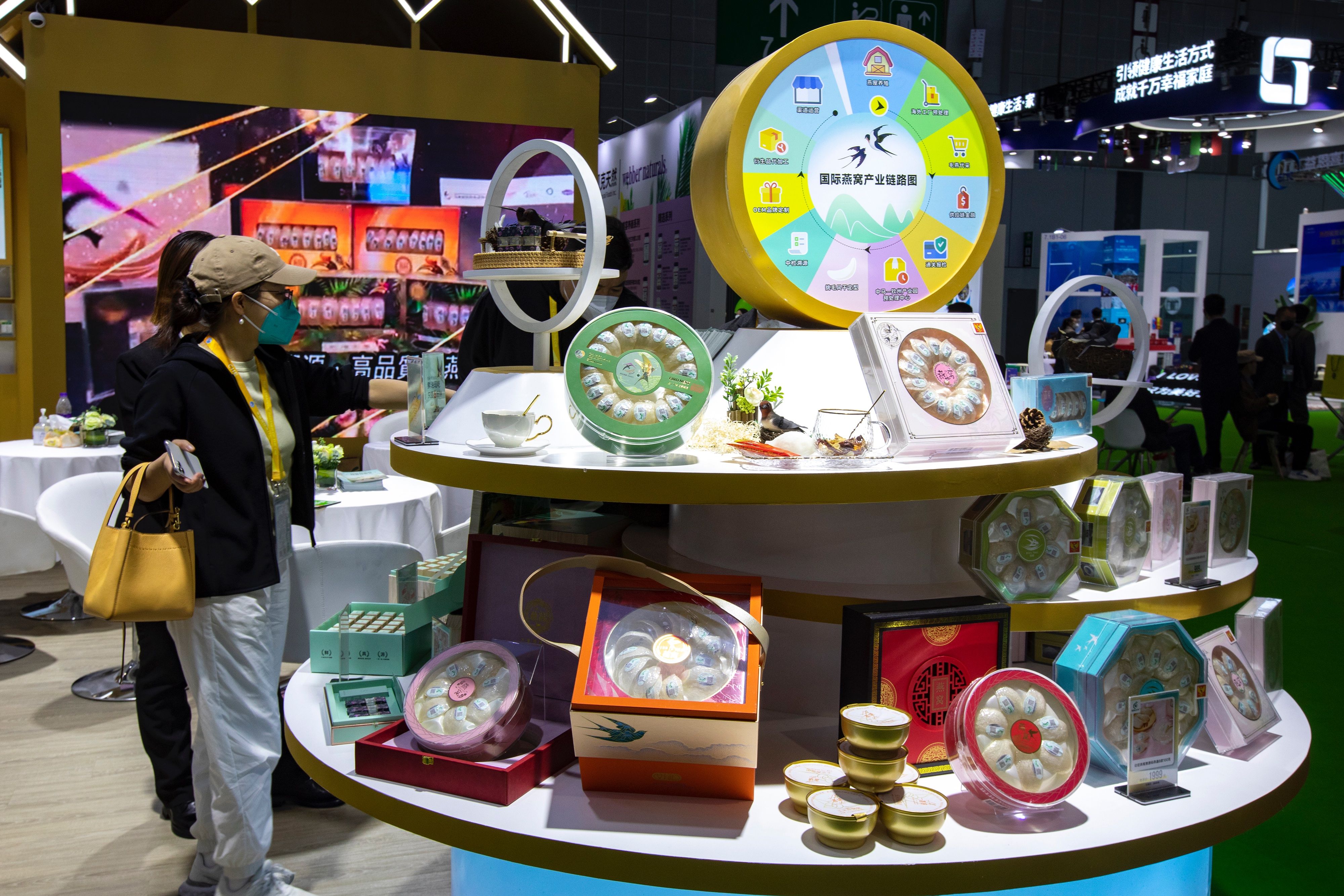 個性化定制：進博會消費品展區(qū)展臺搭建設計的未來趨勢  