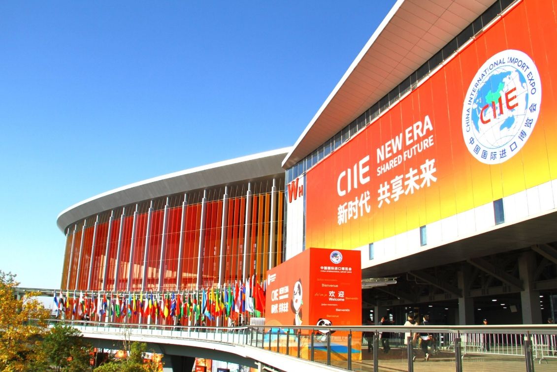 進(jìn)博會(huì)展臺(tái)設(shè)計(jì)：如何將品牌故事融入進(jìn)博會(huì)展臺(tái)設(shè)計(jì)