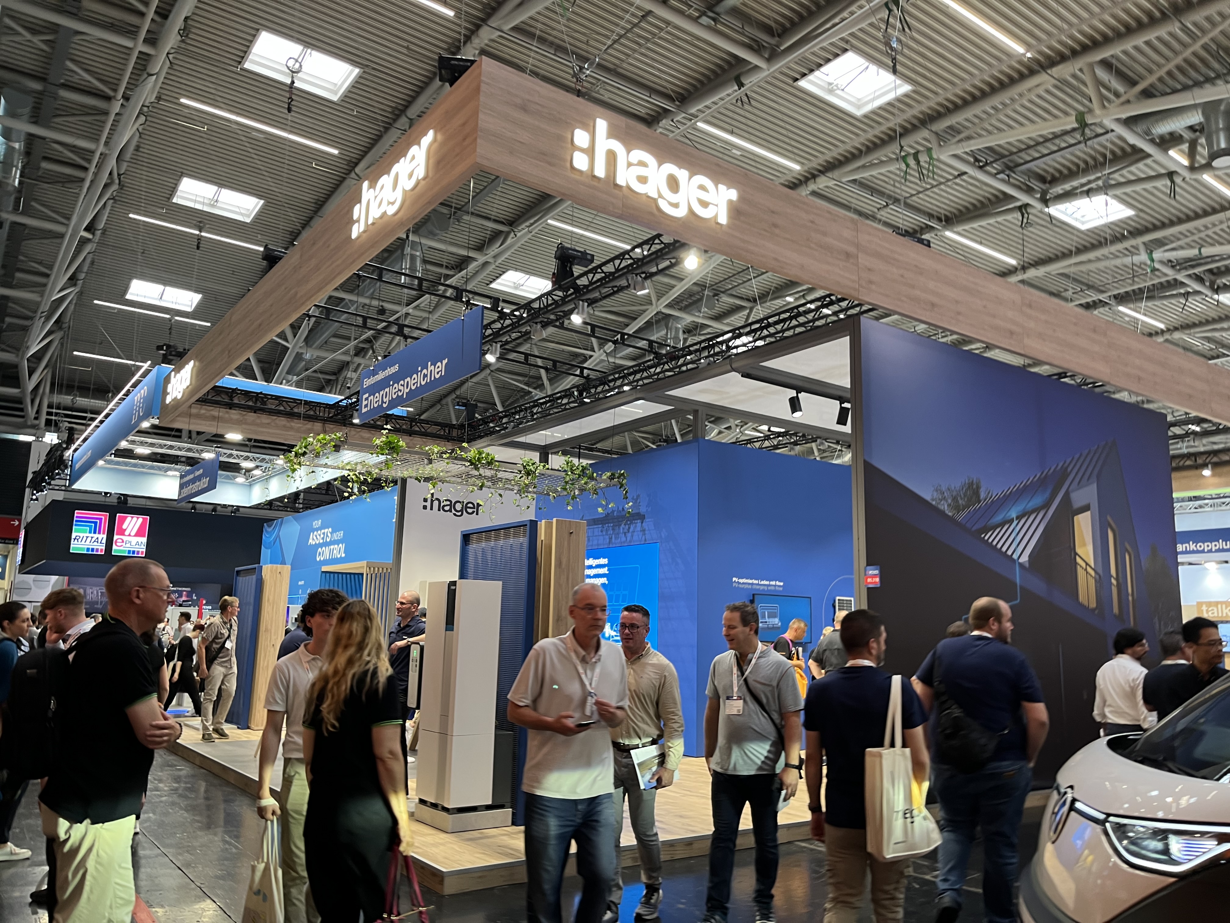 法國展廳設(shè)計(jì)理念