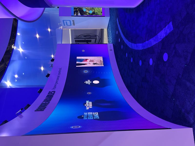 國外展臺設(shè)計搭建